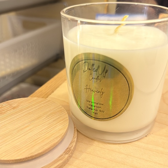 9oz Heavenly Candle | Marshmallow Scented Soy Wax | Hand-Poured Candle - Picture 3 of 3